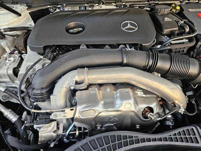 New 2026 Mercedes-Benz GLB 250 image 16