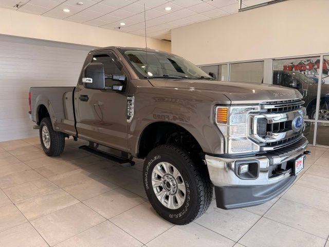 Used 2020 Ford F250 XLT w/ XLT Value Package AWD/4WD image 3