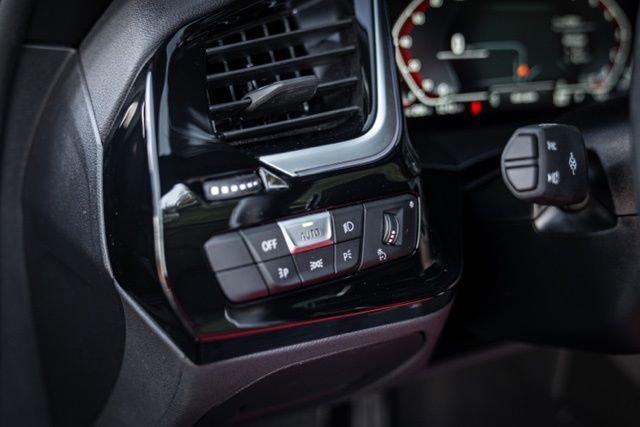 Used 2023 BMW Z4 sDrive30i w/ Shadowloine Package image 37