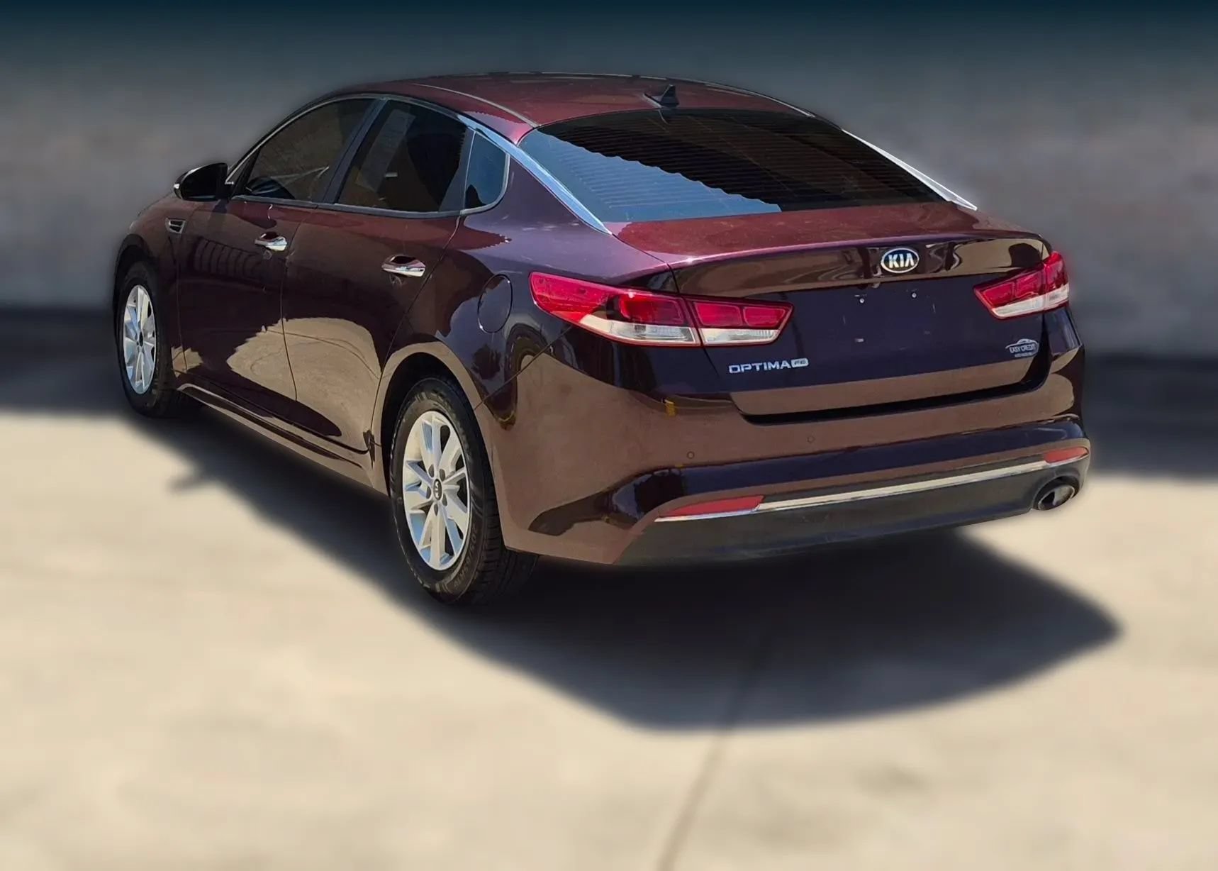 Used 2018 Kia Optima LX FWD image 8