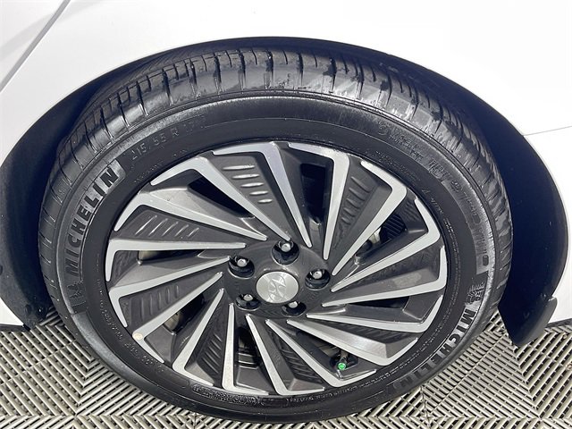 Used 2023 Hyundai Sonata Limited w/ Cargo Package image 33