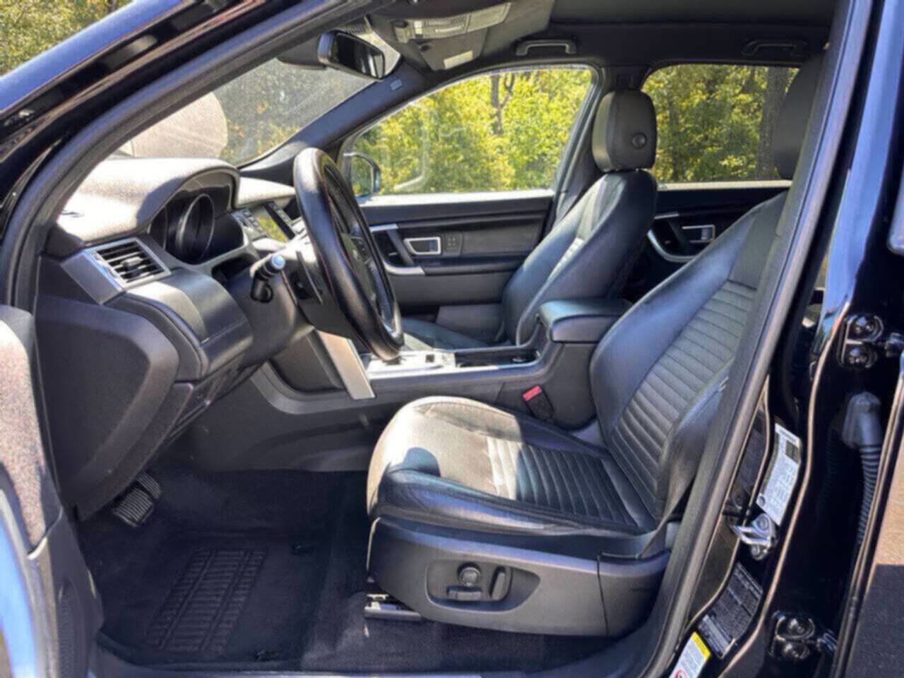 Used 2017 Land Rover Discovery Sport HSE Luxury AWD/4WD image 8