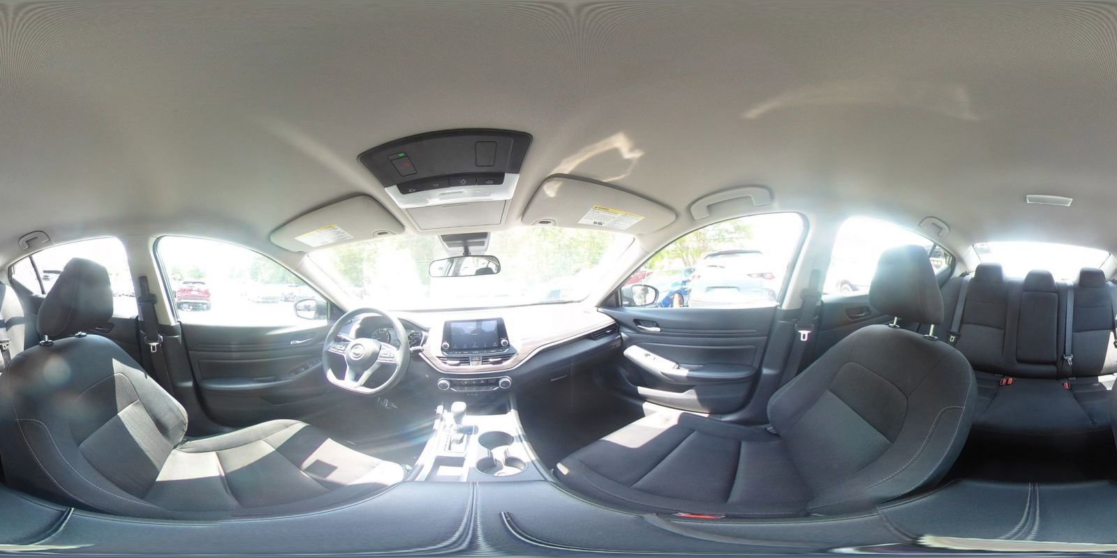 Used 2025 Nissan Altima 2.5 SV FWD image 37