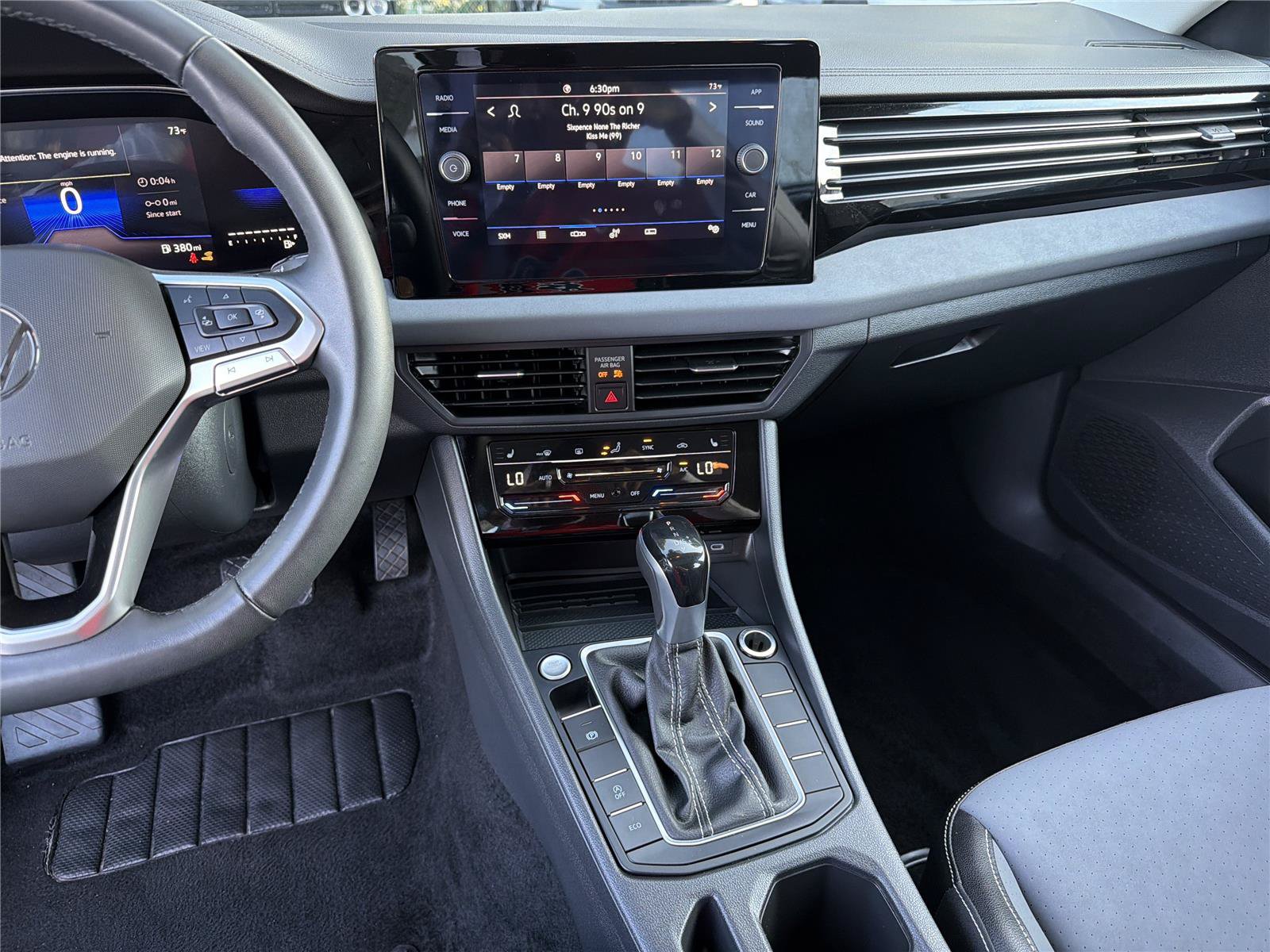 Used 2026 Volkswagen Jetta SE FWD image 27