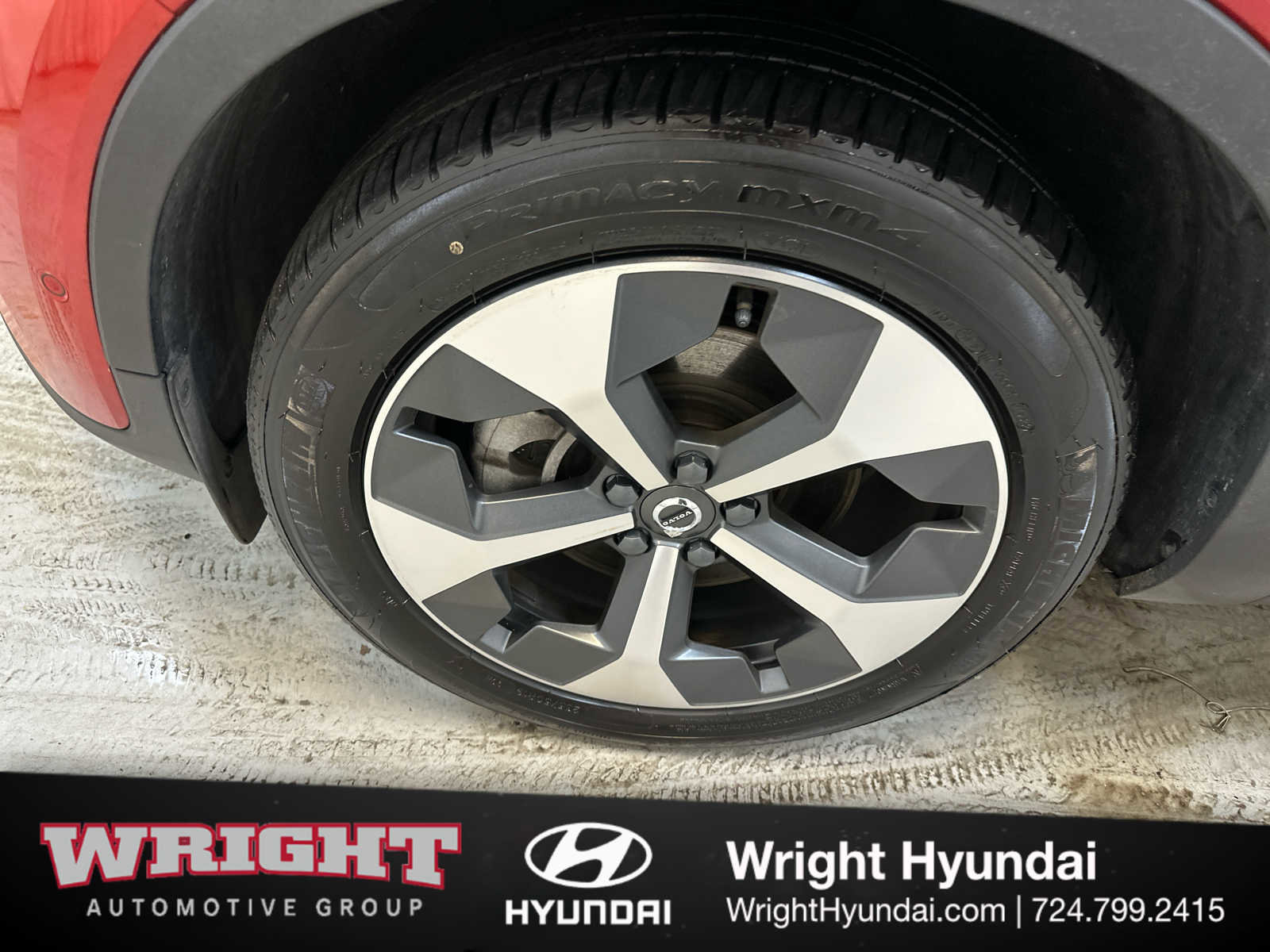 Used 2023 Volvo XC40 B5 Plus w/ Driver Assist Package image 8