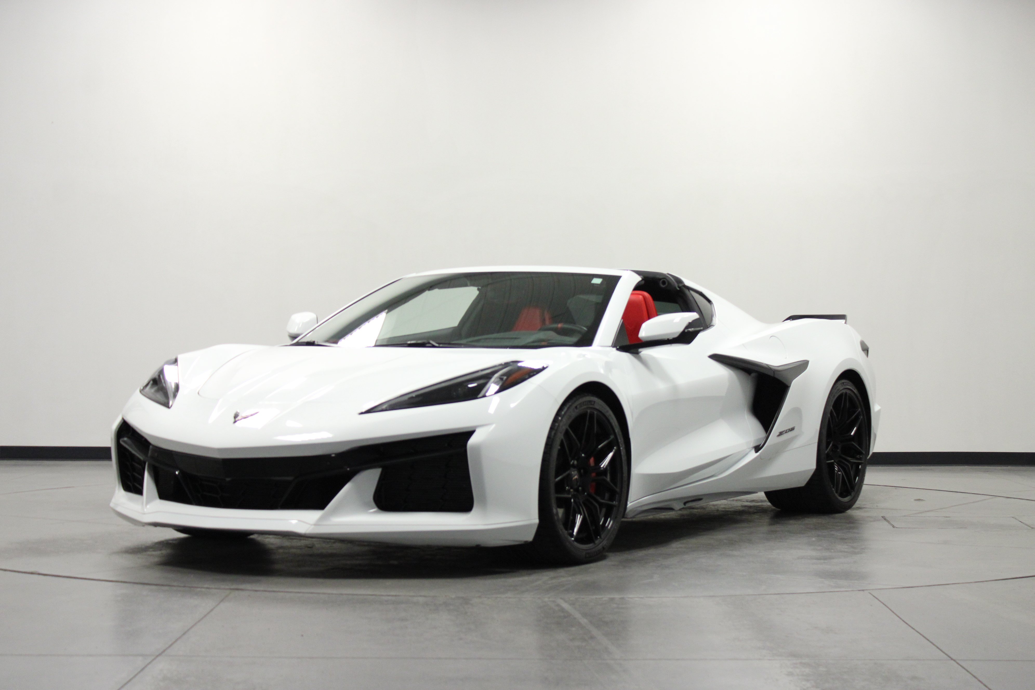 Used 2023 Chevrolet Corvette Z06 w/ Battery Protection Package RWD image 8