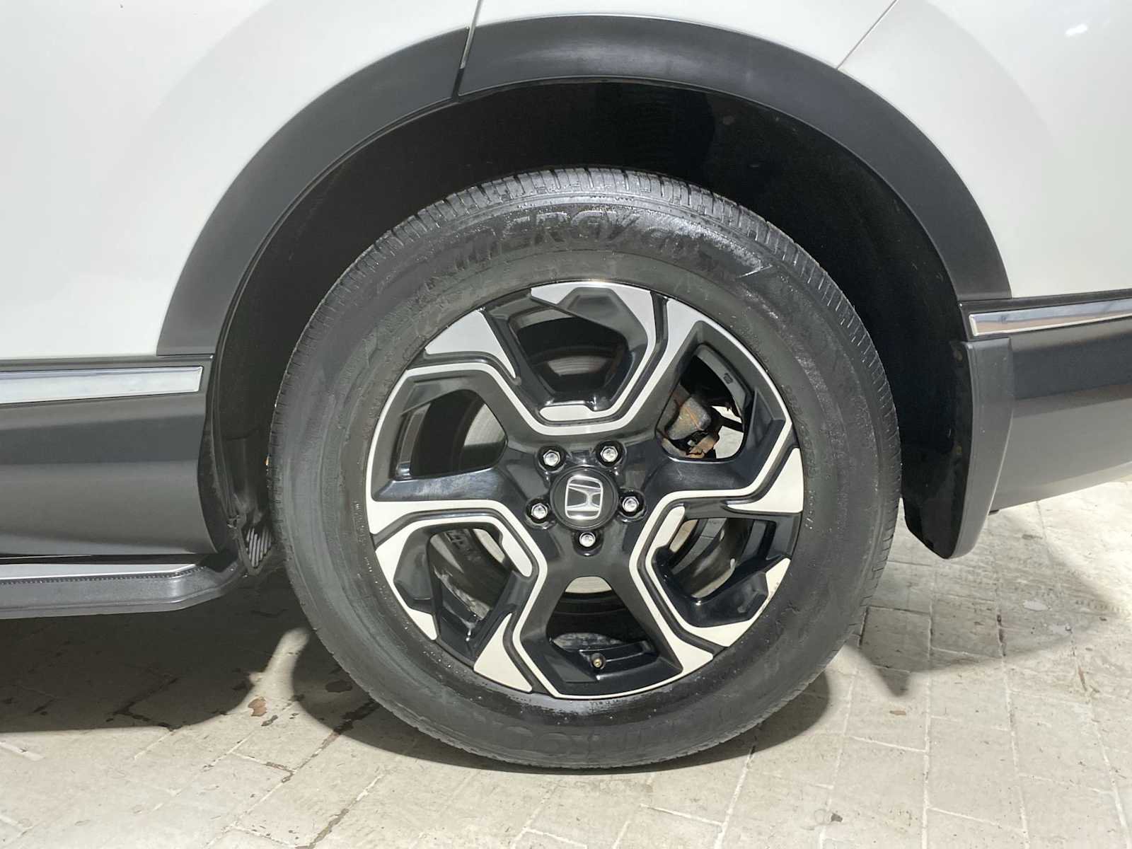 Used 2019 Honda CR-V Touring image 8