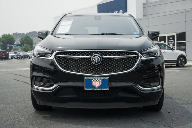 Used 2020 Buick Enclave Avenir w/ Avenir Technology Package AWD/4WD image 2