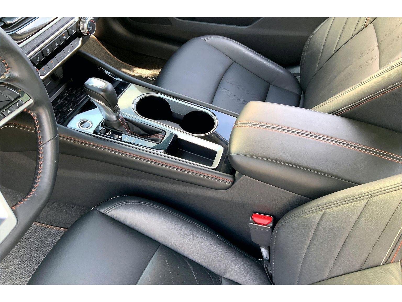 Used 2023 Nissan Altima 2.5 SR w/ SR Premium Package image 15