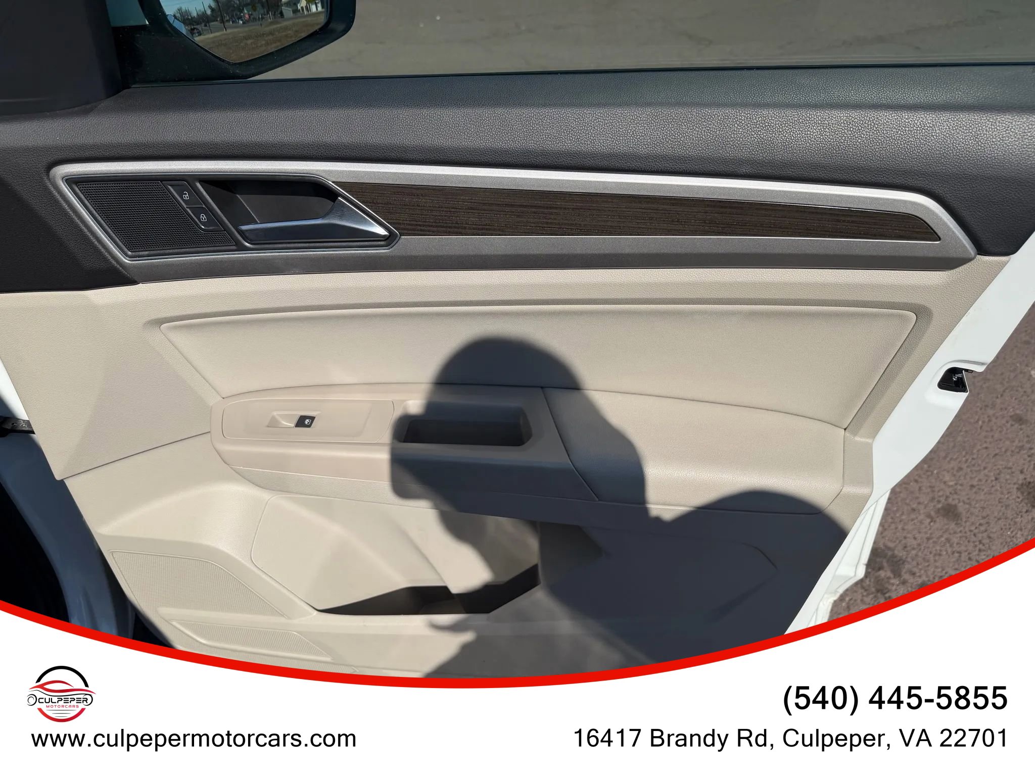 Used 2018 Volkswagen Atlas SE w/ R-Line Package image 19