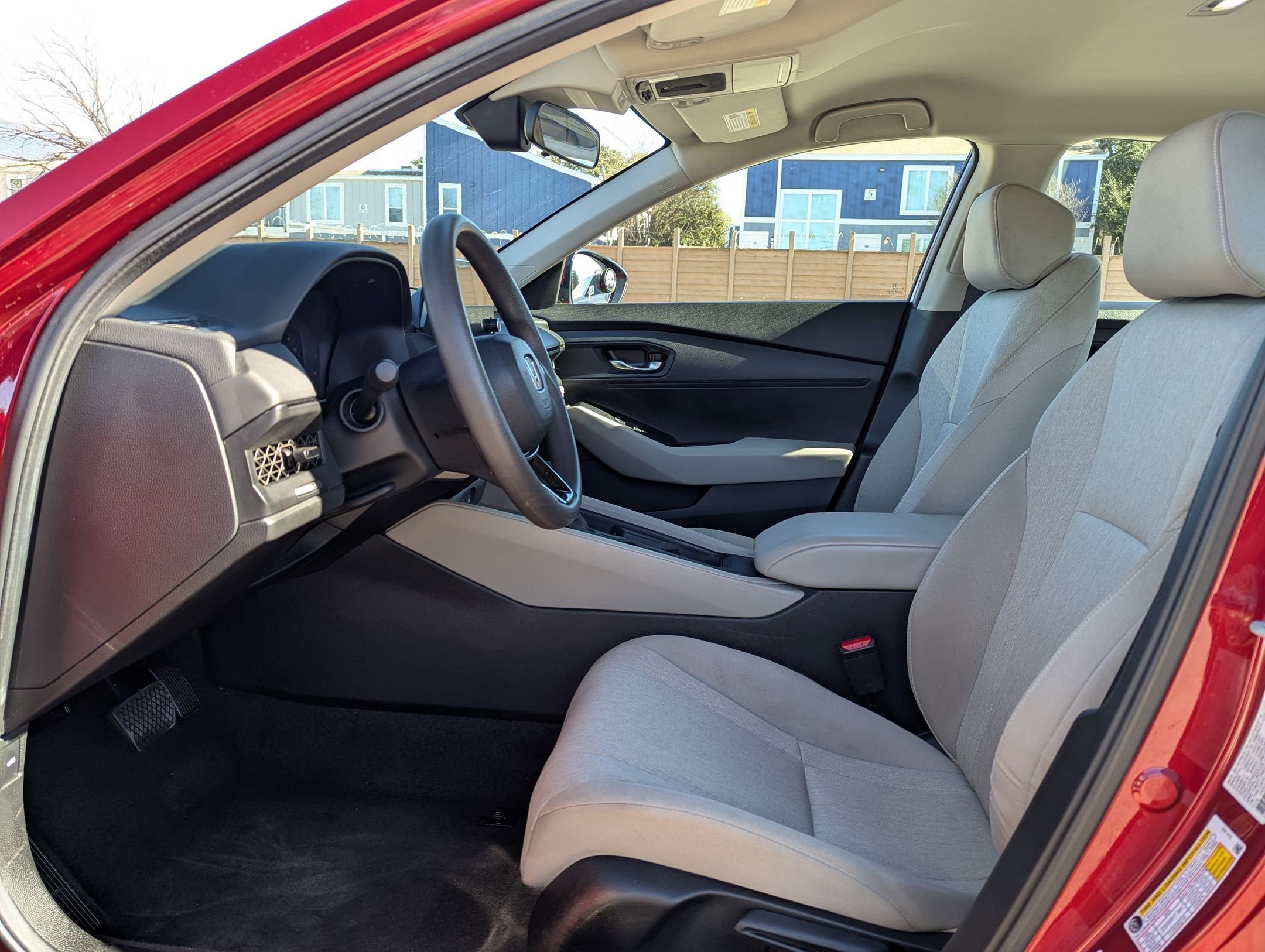 Used 2025 Honda Accord LX image 10