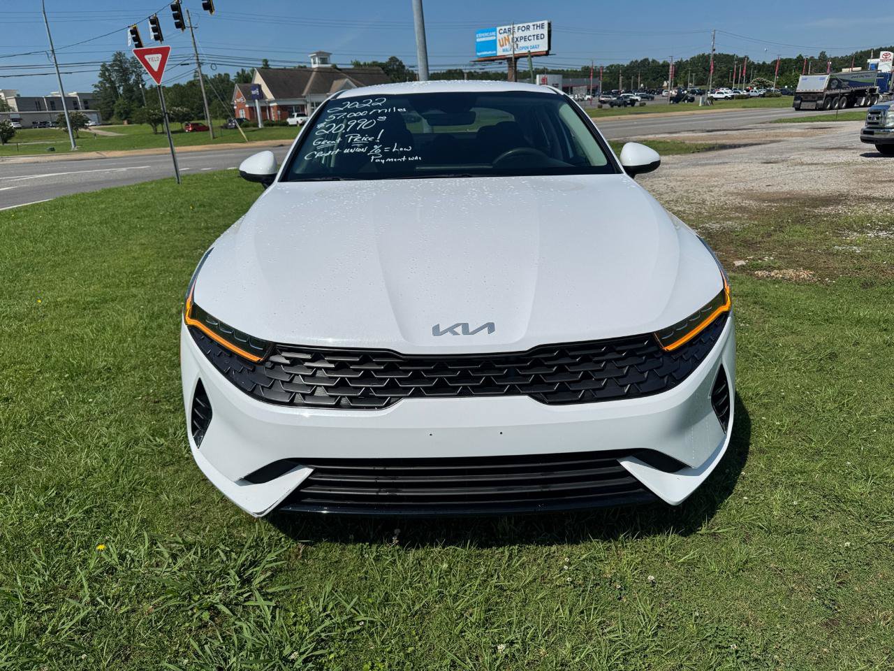 Used 2022 Kia K5 LXS FWD image 6