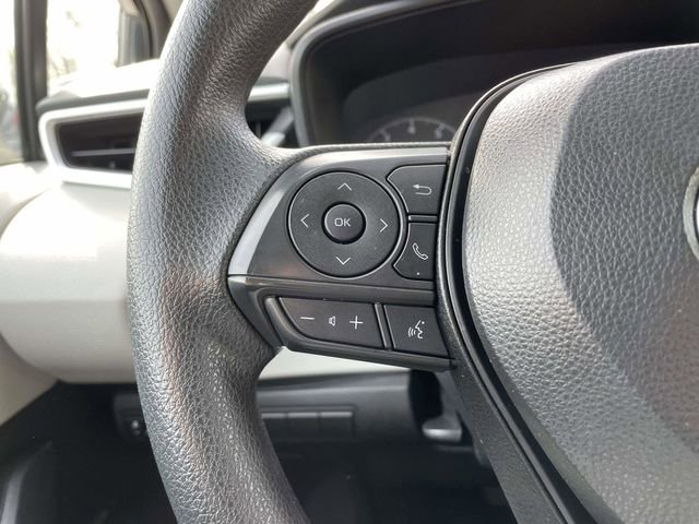 Used 2025 Toyota Corolla LE image 24