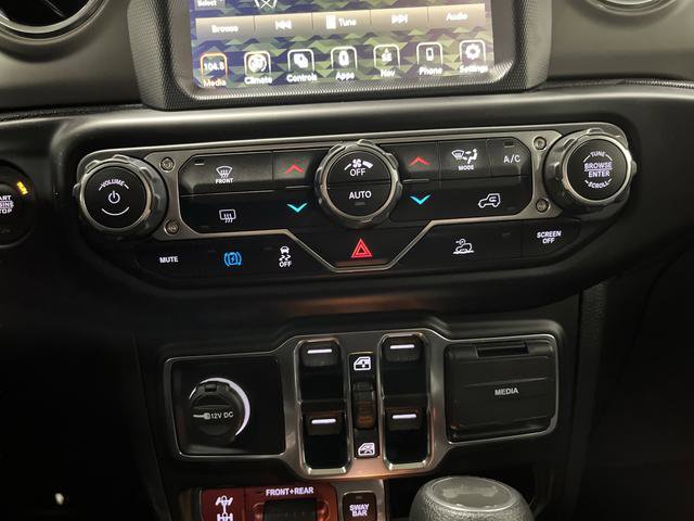 Used 2023 Jeep Wrangler Unlimited Rubicon 4xe image 17