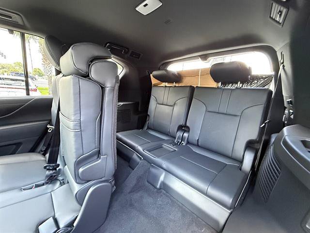 New 2026 Lexus LX 700h Luxury AWD/4WD image 13