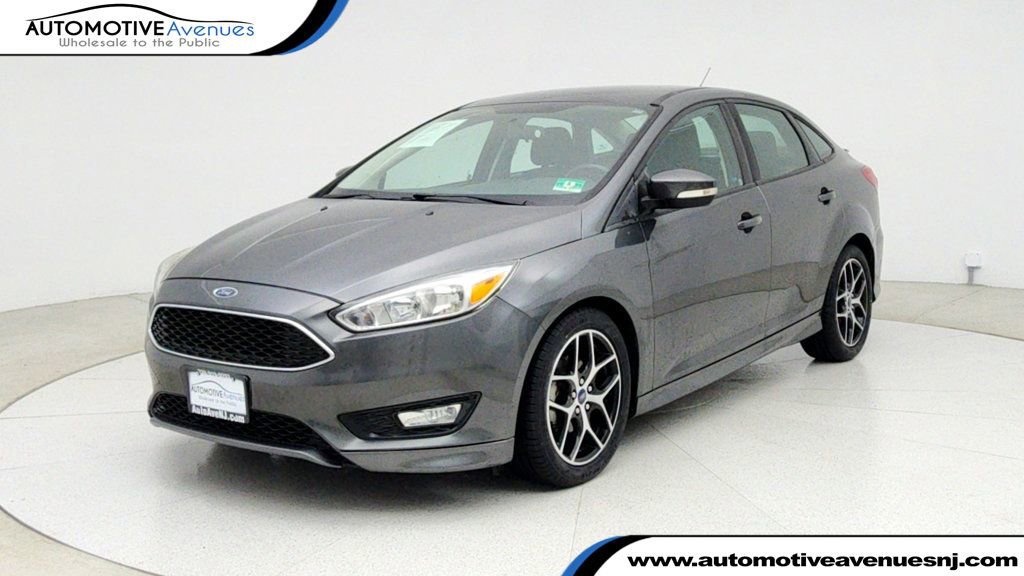 Used 2016 Ford Focus SE w/ SE Sport Package