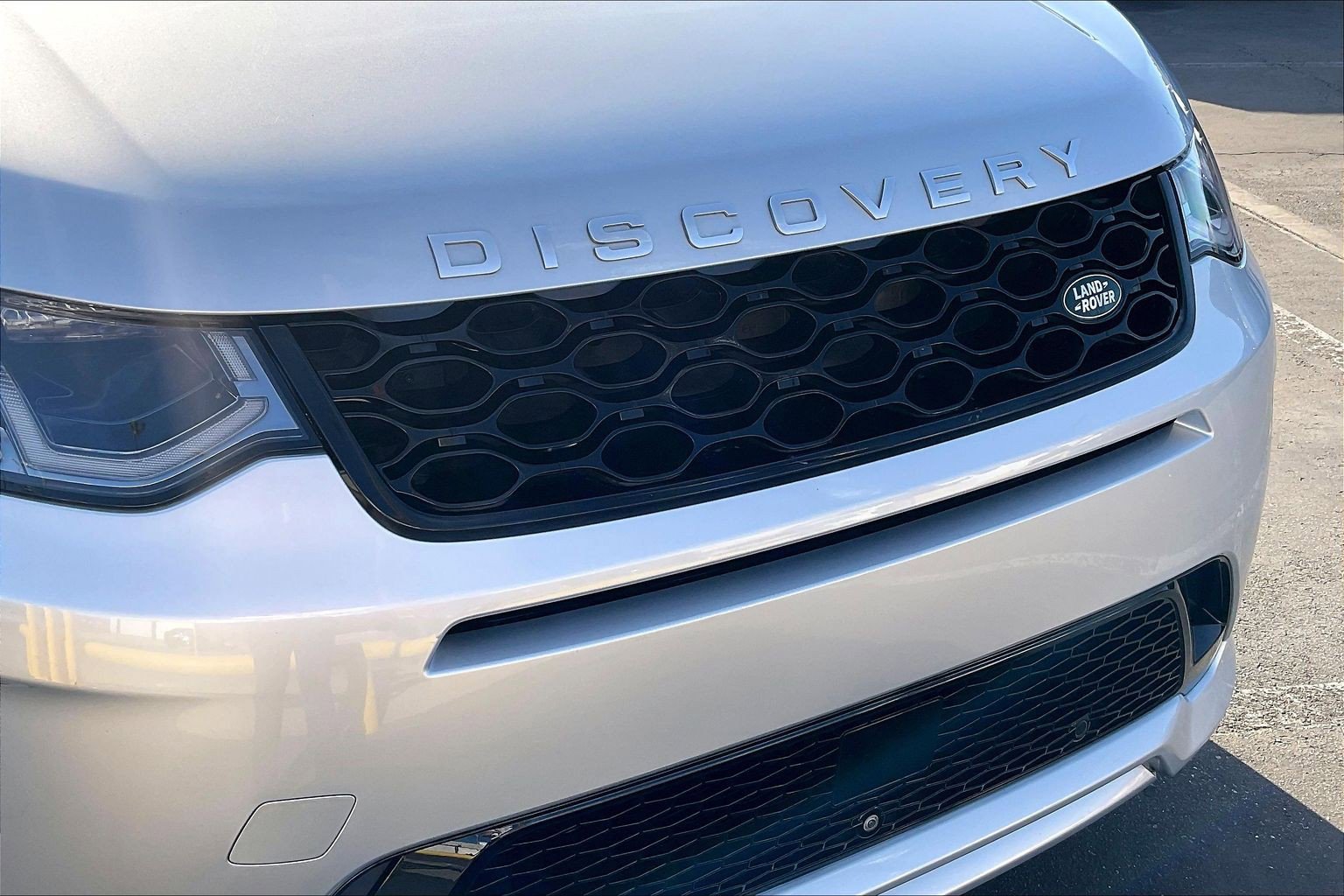 Used 2024 Land Rover Discovery Sport S AWD/4WD image 30