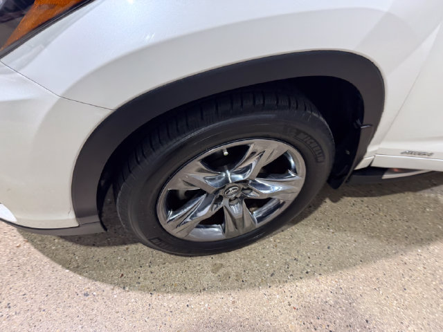 Used 2018 Toyota Highlander Limited Platinum AWD/4WD image 33