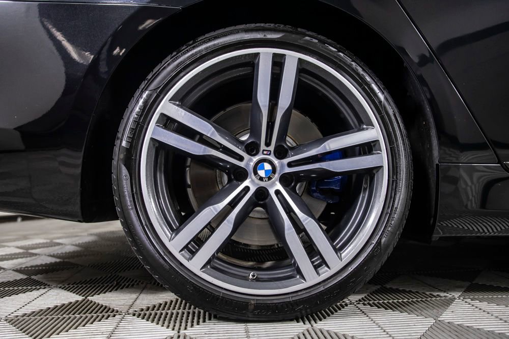 Used 2017 BMW 750i image 42