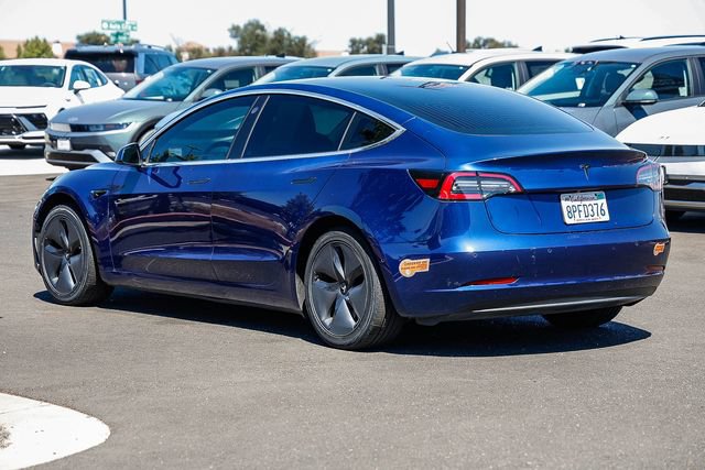 Used 2020 Tesla Model 3 Standard Range Plus RWD image 2