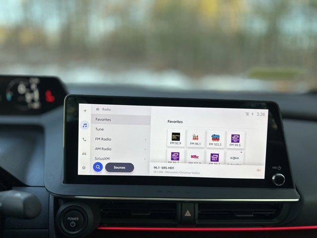 Used 2024 Toyota Prius Prime Premium image 11