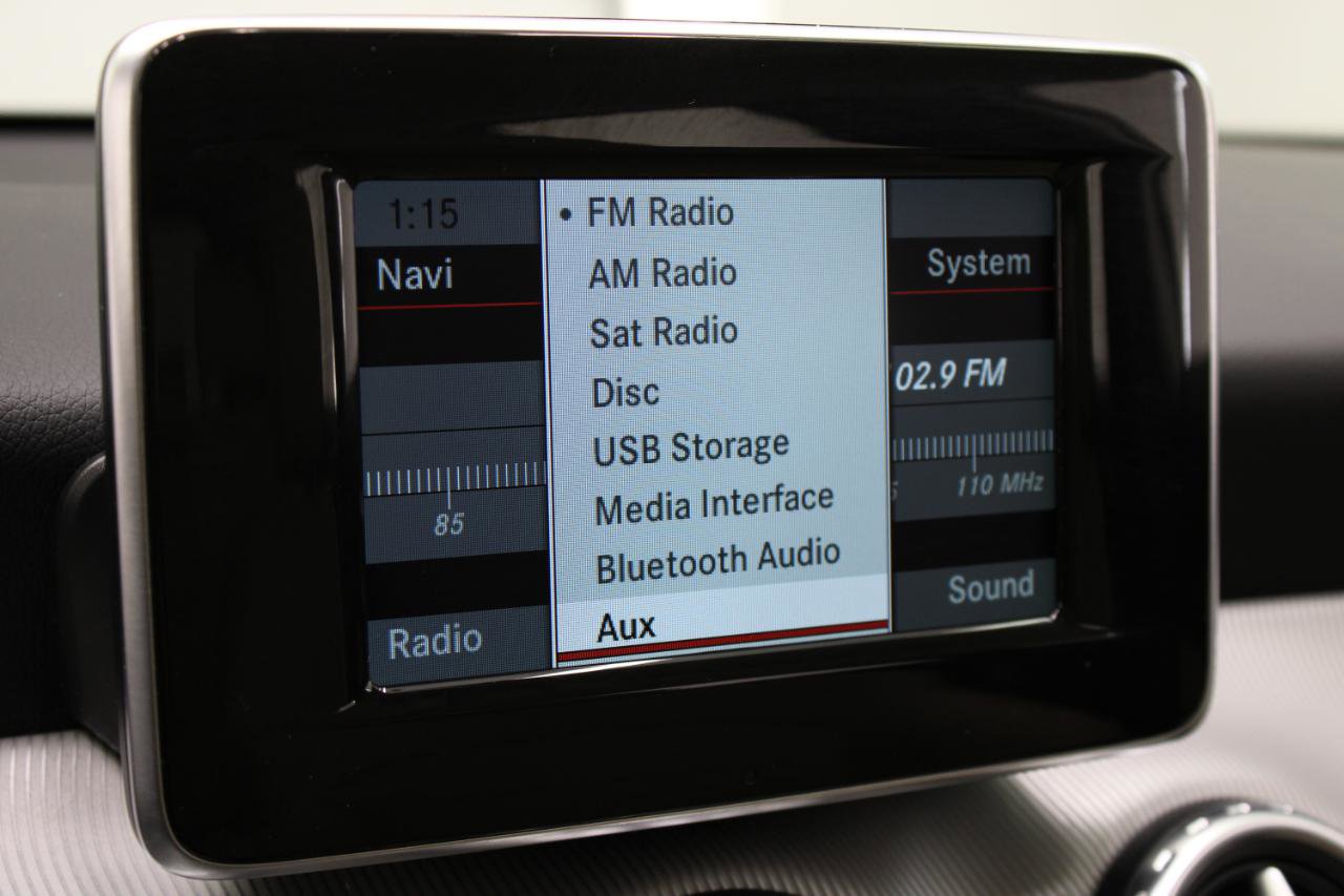 Used 2015 Mercedes-Benz GLA 250 image 57