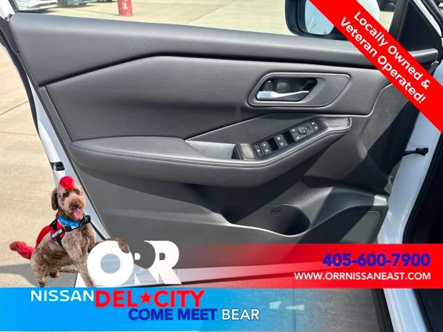 New 2026 Nissan Rogue SV FWD image 15