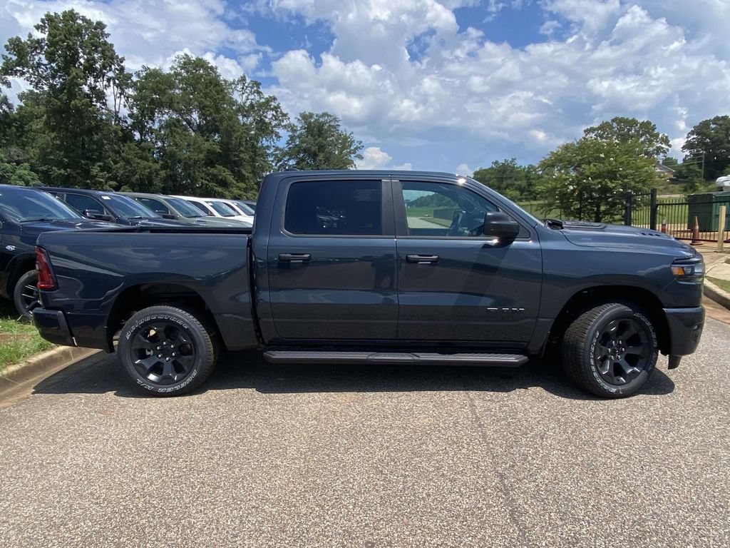 New 2026 RAM 1500 Express AWD/4WD image 36