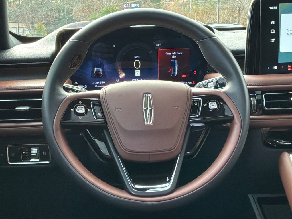 Used 2025 Lincoln Aviator Reserve w/ Illumination Package image 14