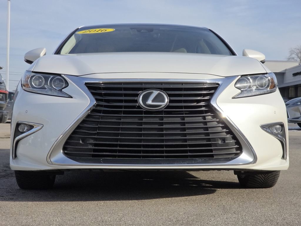 Used 2016 Lexus ES 350 image 3