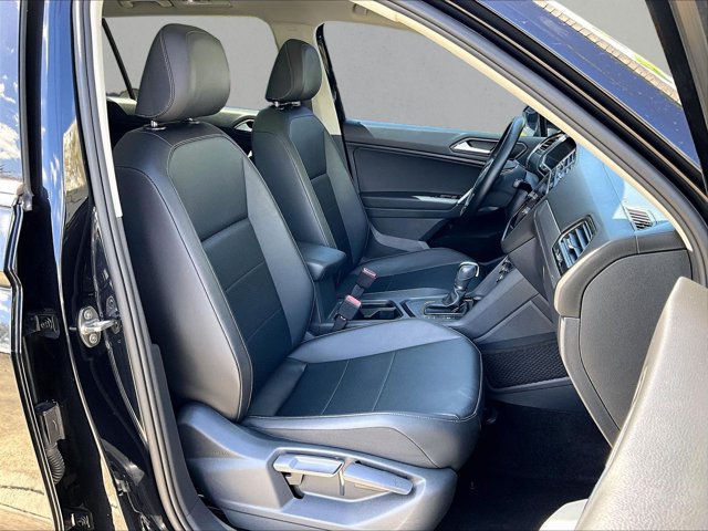 Used 2019 Volkswagen Tiguan SEL FWD image 9