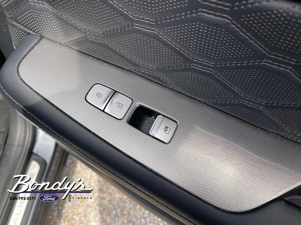 Used 2020 Hyundai Palisade Limited image 20