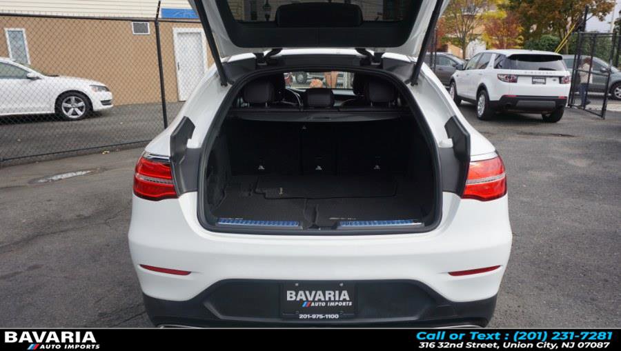 Used 2019 Mercedes-Benz GLC 300 4MATIC Coupe image 25