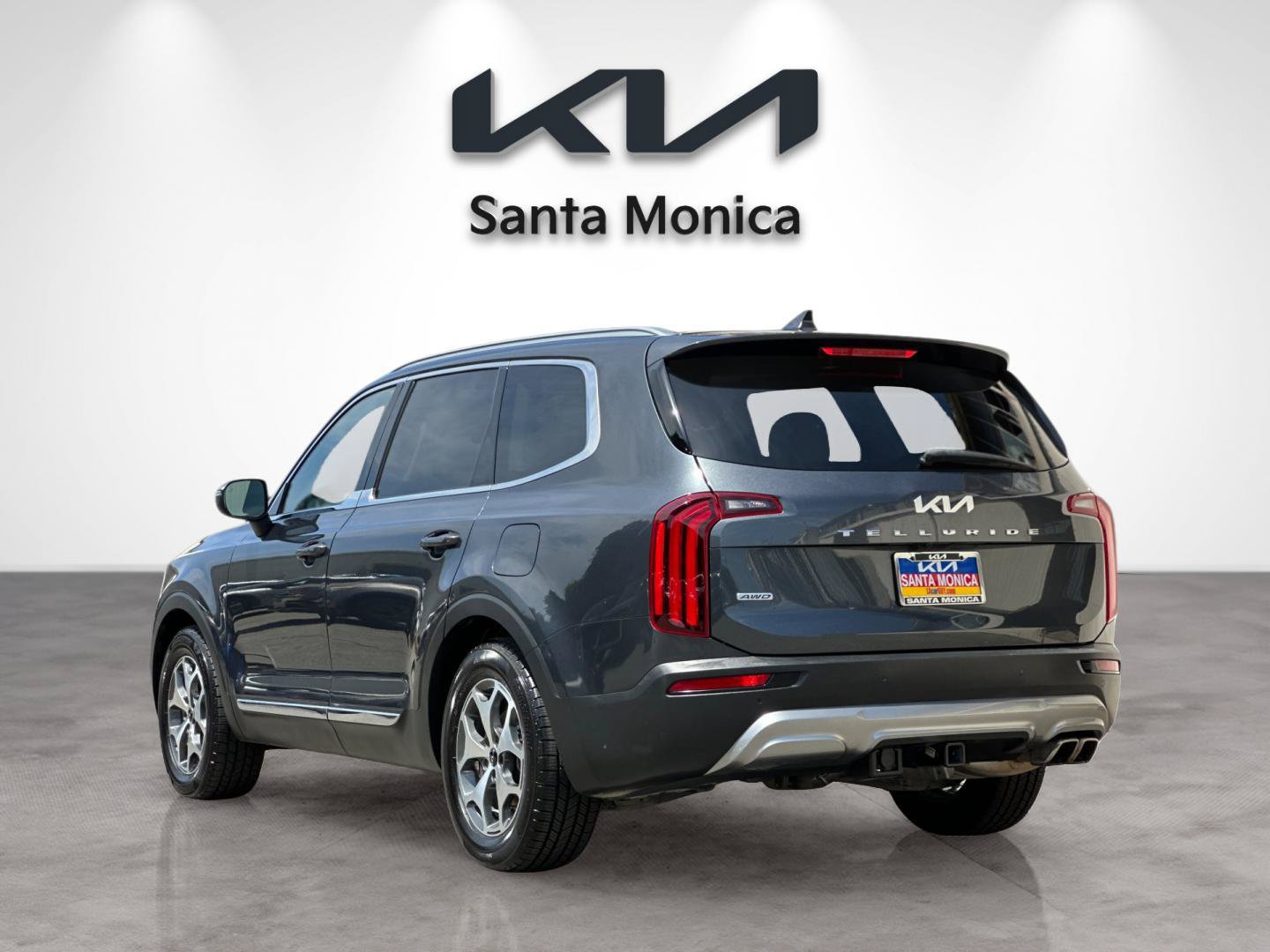 Used 2022 Kia Telluride EX w/ Towing Package AWD/4WD image 4