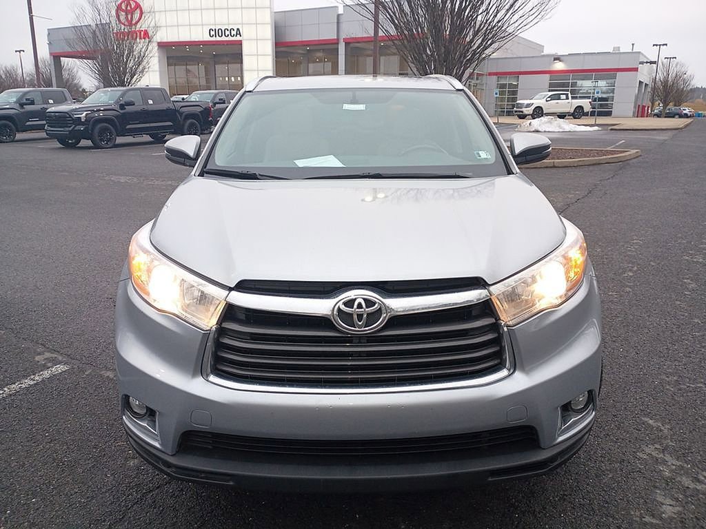 Used 2016 Toyota Highlander Limited image 4