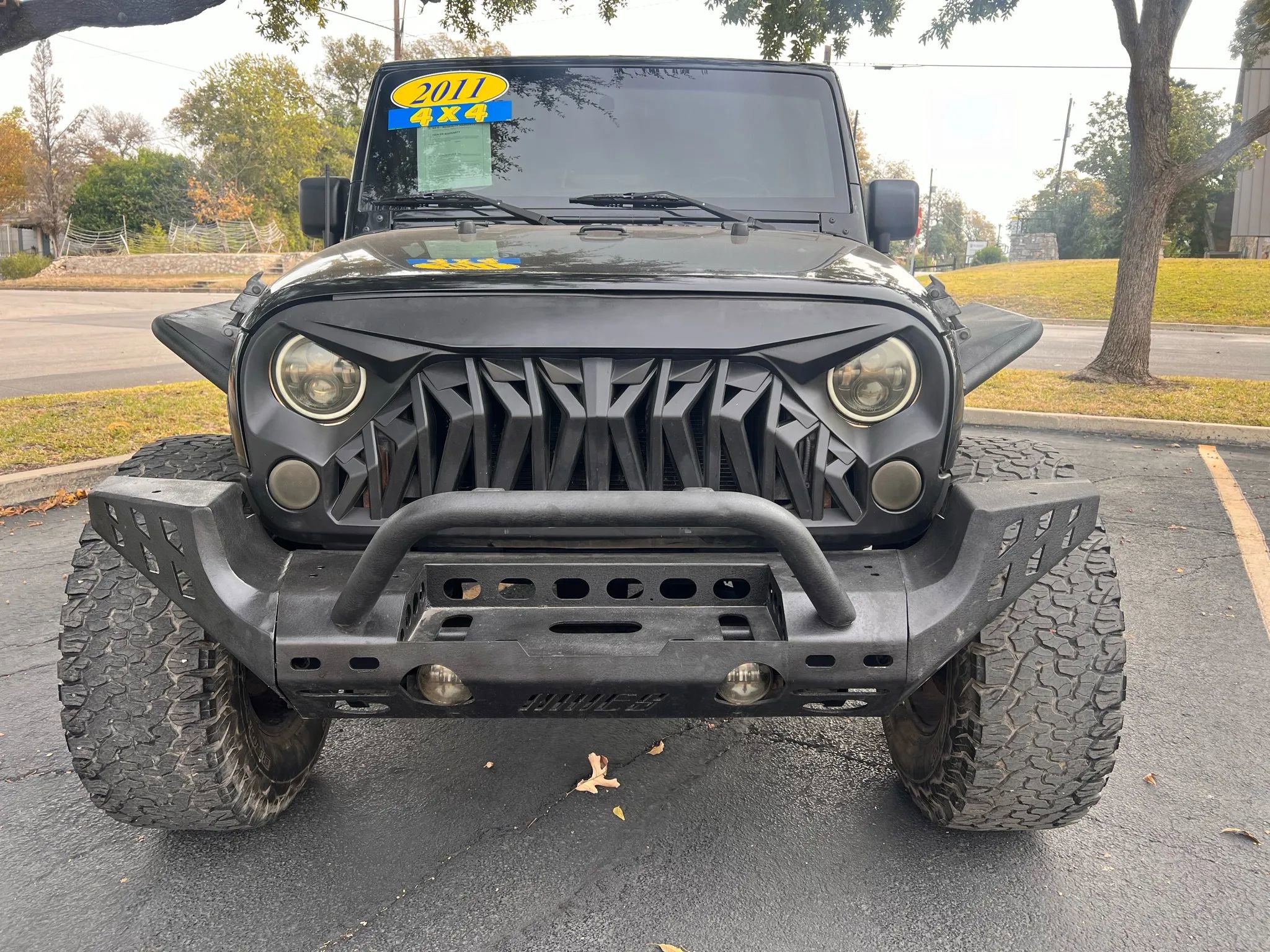Used 2011 Jeep Wrangler Unlimited Sahara w/ Dual Top Group image 2