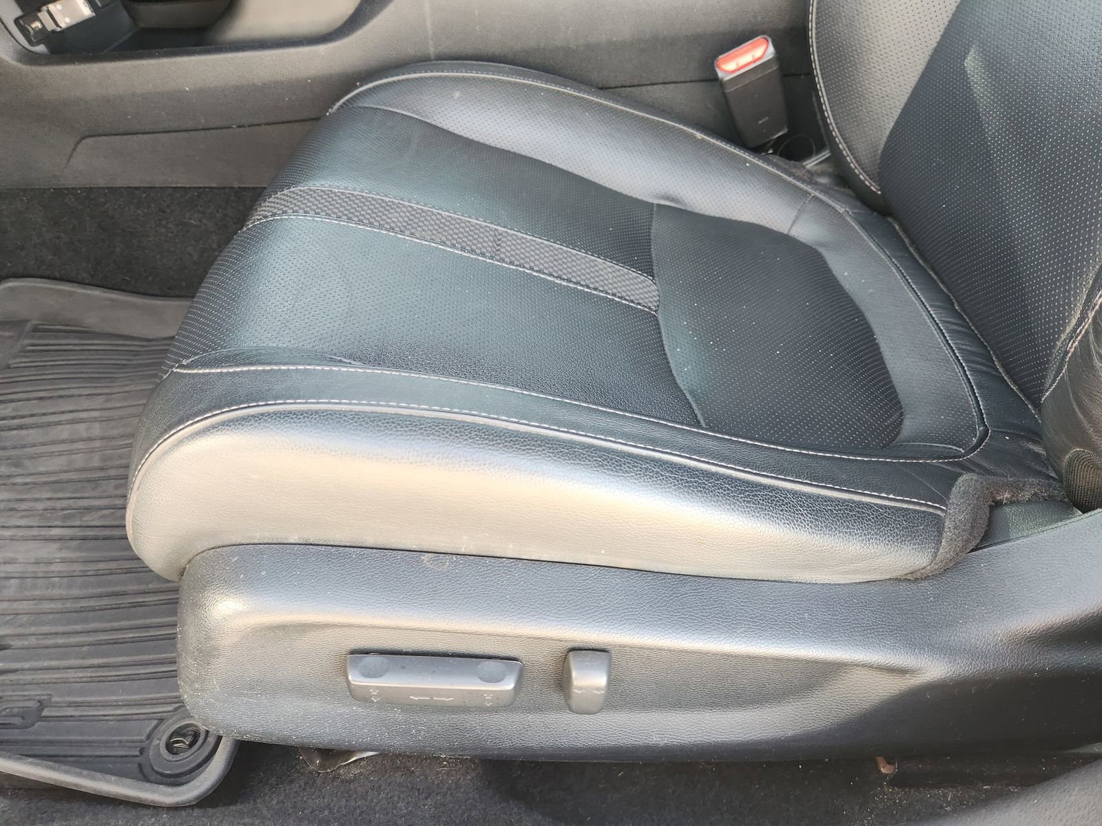 Used 2020 Honda Civic EX-L image 29