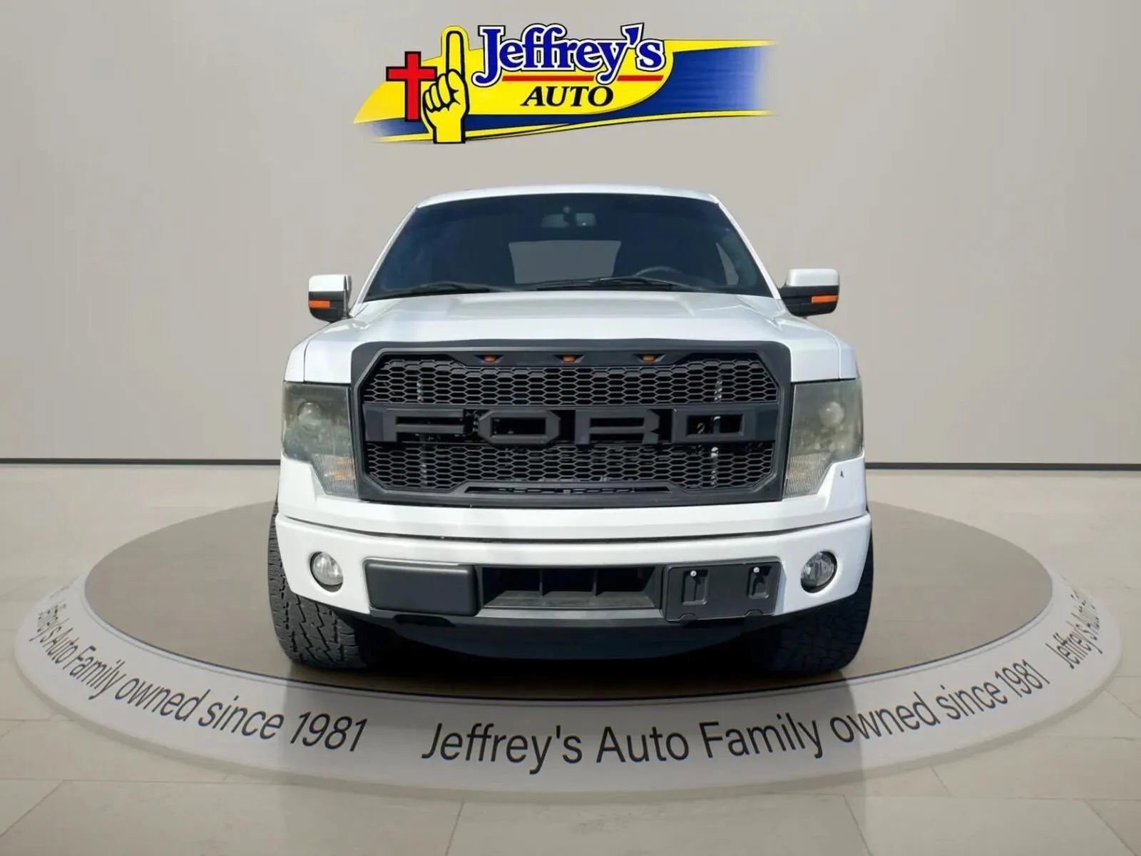 Used 2014 Ford F150 FX4 w/ Equipment Group 402A Luxury AWD/4WD image 8