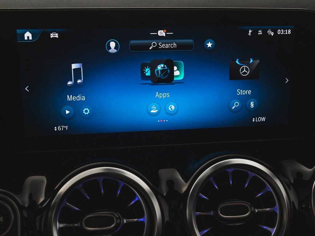 Used 2024 Mercedes-Benz GLA 35 AMG 4MATIC image 22