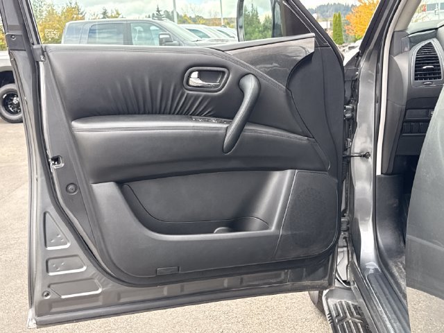 Used 2024 Nissan Armada SV AWD/4WD image 18