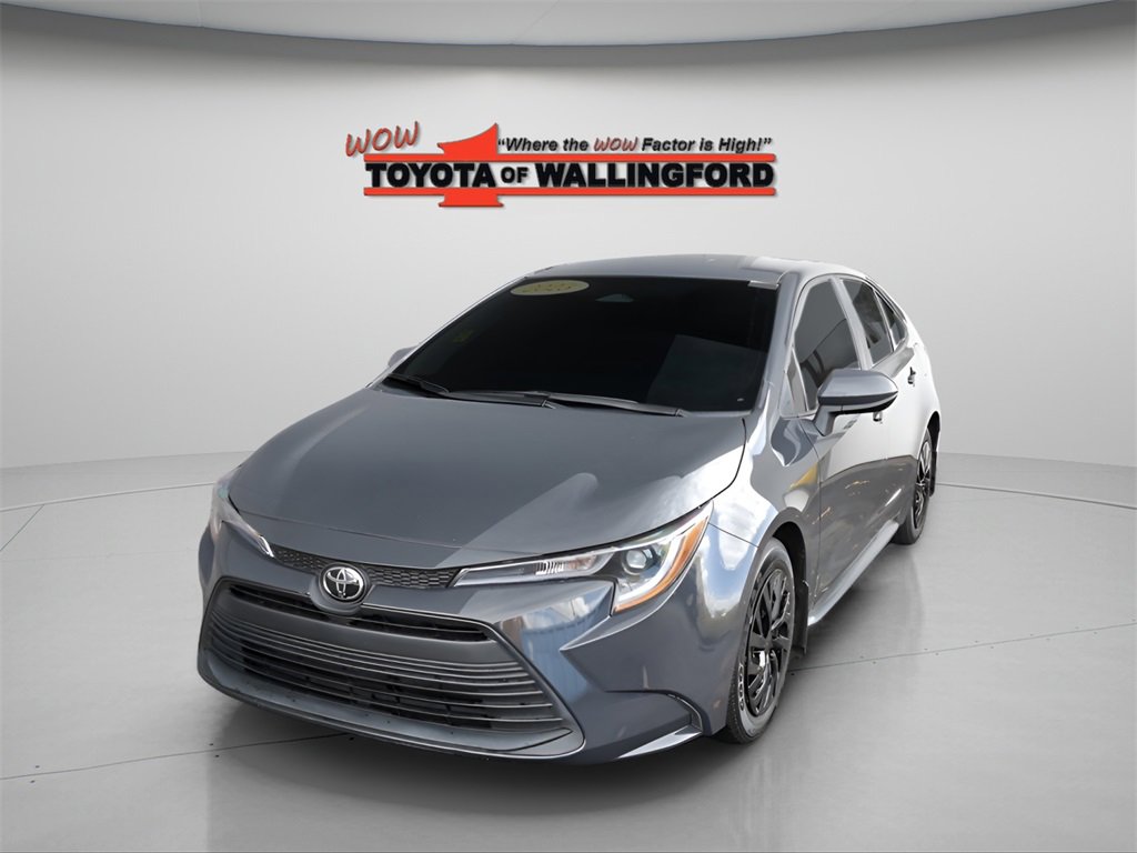 Certified 2025 Toyota Corolla LE image 1
