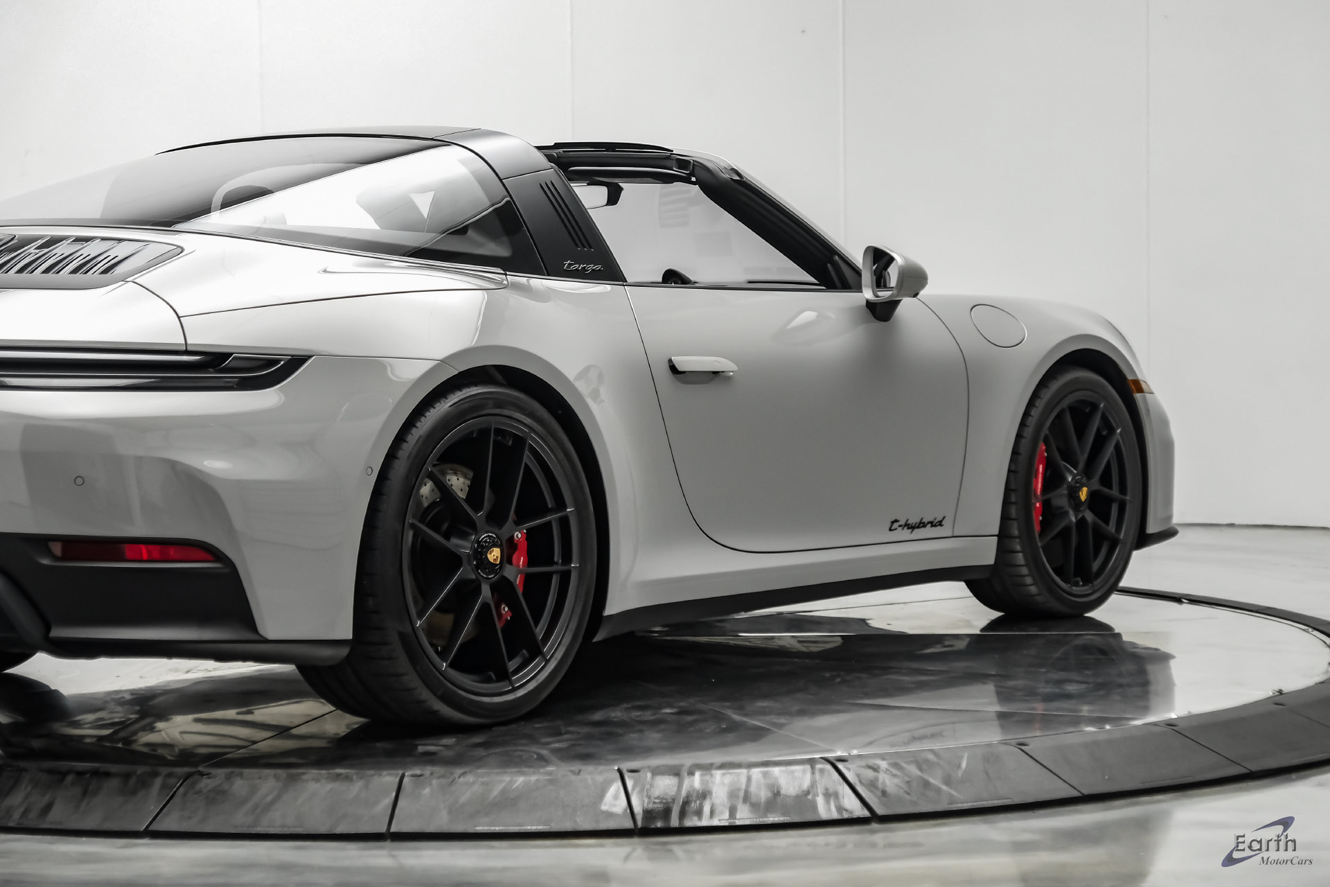 Used 2025 Porsche 911 Targa 4 GTS AWD/4WD image 25