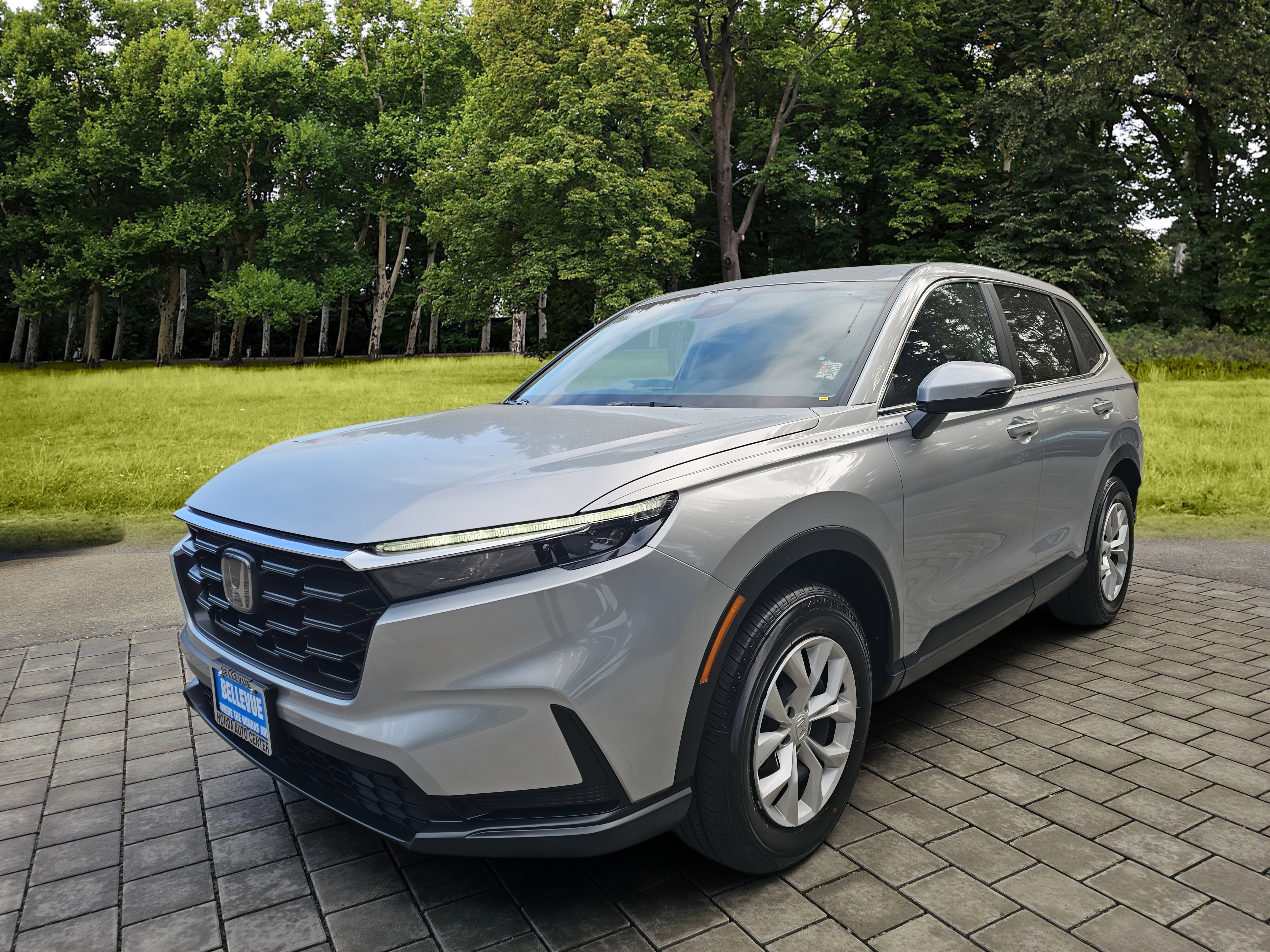 Certified 2025 Honda CR-V LX image 3