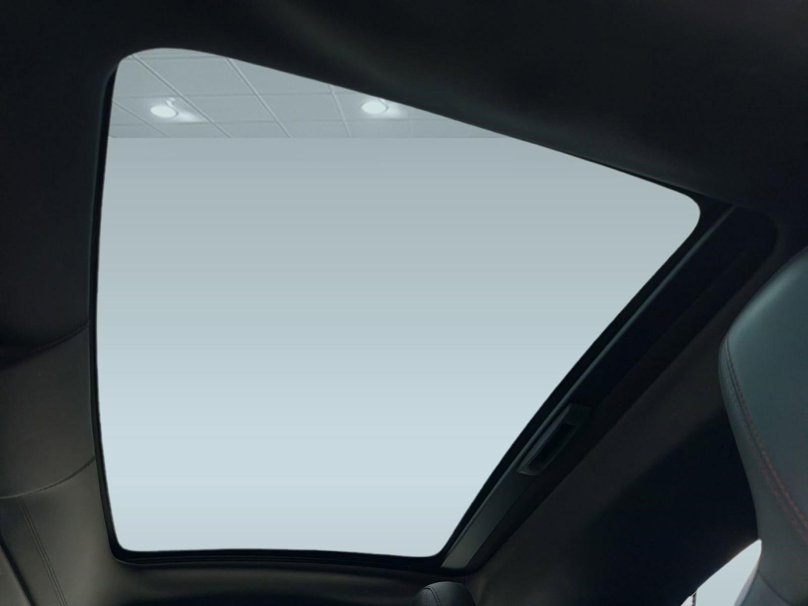 Used 2017 Jaguar F-TYPE Coupe image 14