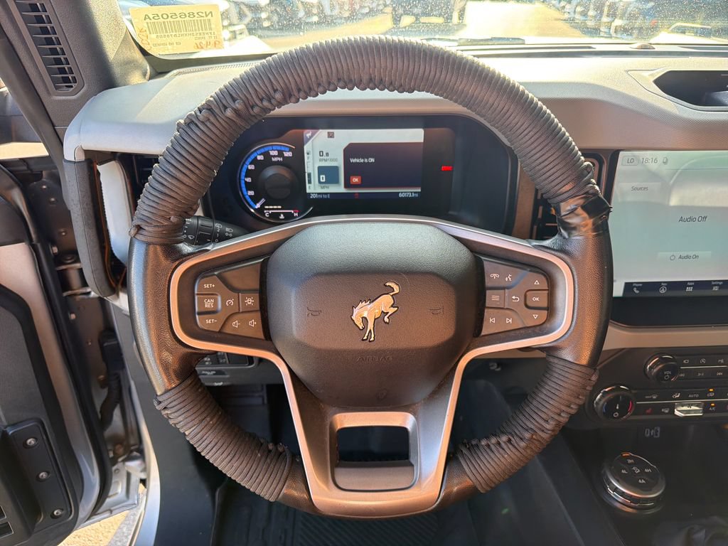 Used 2022 Ford Bronco Badlands w/ Sasquatch Package AWD/4WD image 24