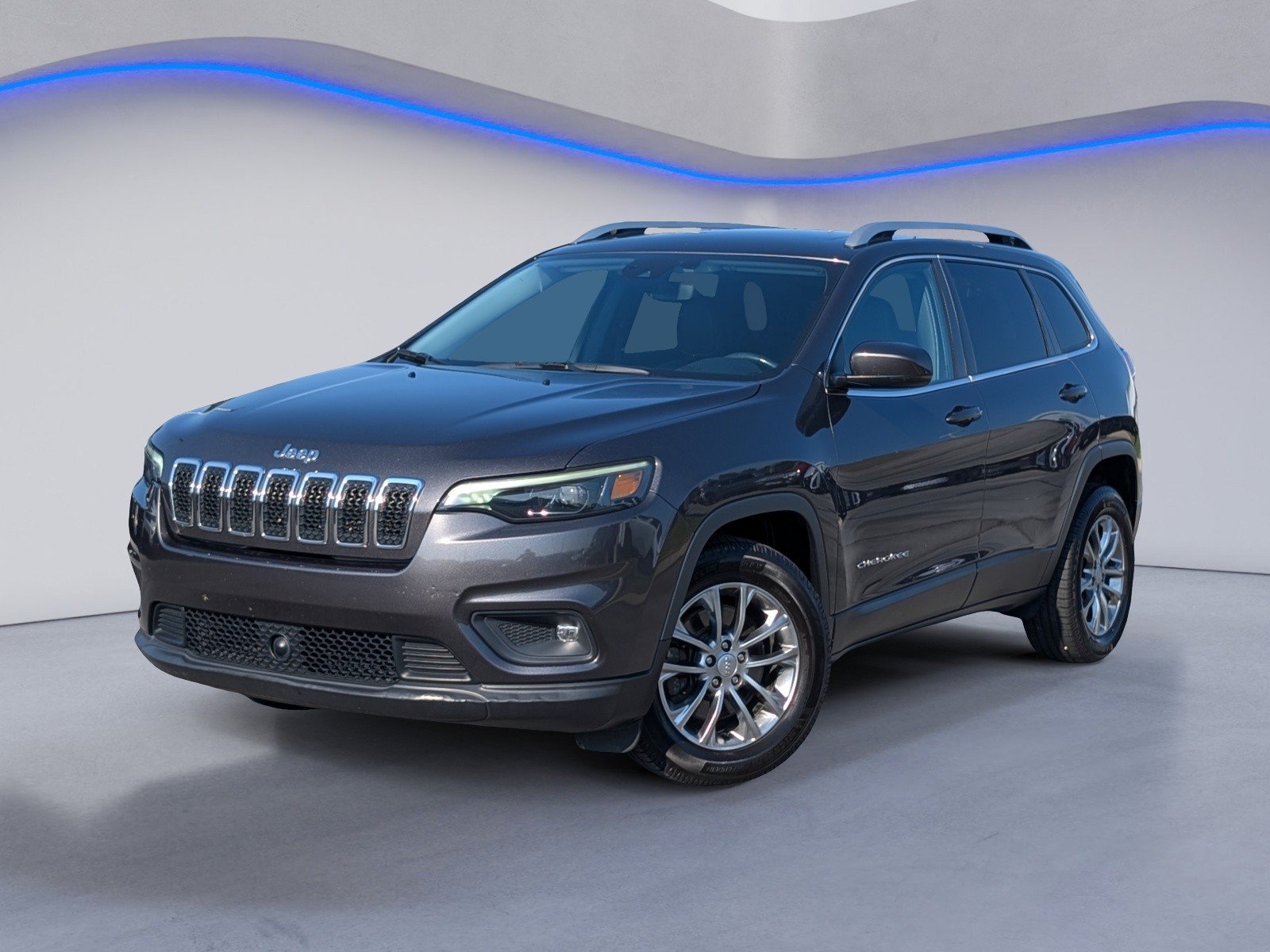 Used 2021 Jeep Cherokee Latitude Lux w/ Sun & Sound Group FWD image 2
