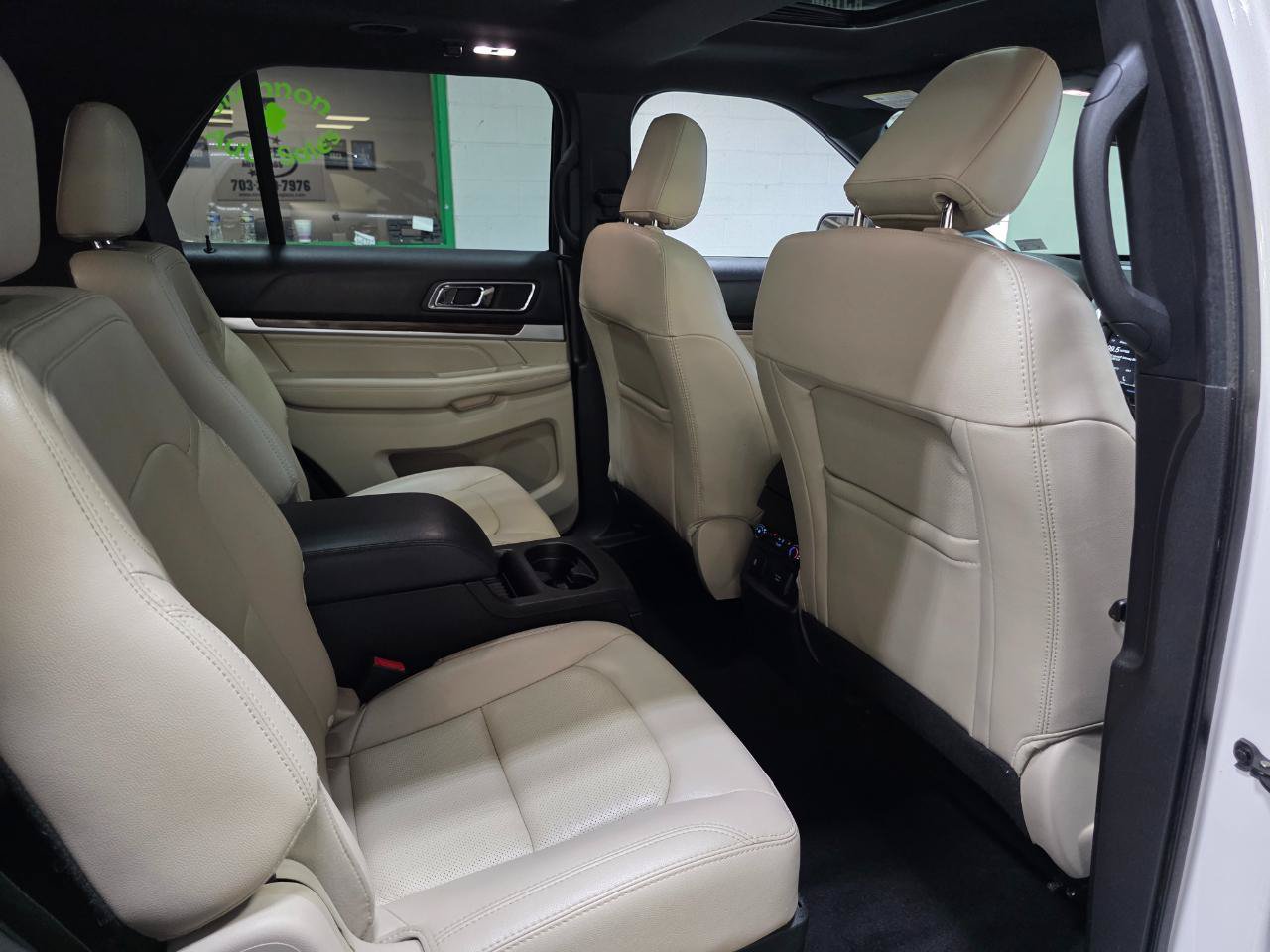 Used 2019 Ford Explorer Limited w/ Ford Safe & Smart Package AWD/4WD image 24