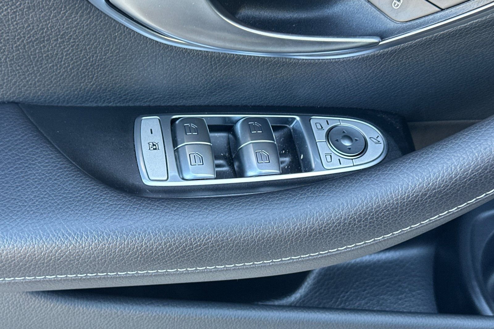 Certified 2022 Mercedes-Benz E 350 Sedan image 28