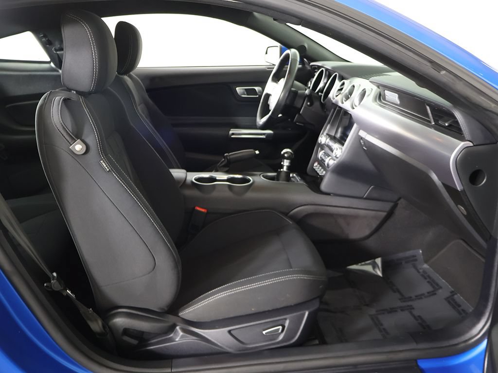 Used 2019 Ford Mustang Coupe w/ Equipment Group 101A RWD image 26