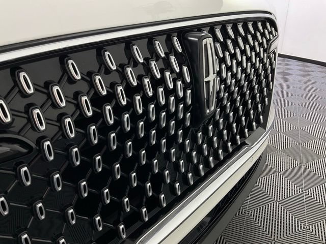 Used 2026 Lincoln Aviator Reserve AWD/4WD image 9